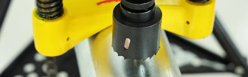 ماكينة تثقيب الأنابيب بالنشر (القطع)